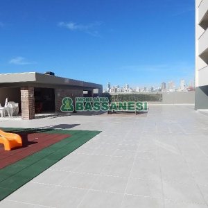 Apto Mobiliado com 55m², 1 dormitório, 1 vaga, no bairro Centro em Caxias do Sul para Alugar