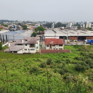 Terreno com 405m², no bairro Colina Sorriso em Caxias do Sul para Comprar