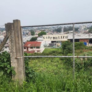 Terreno com 405m², no bairro Colina Sorriso em Caxias do Sul para Comprar