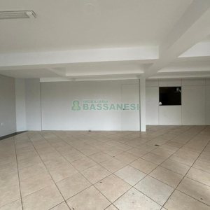 Loja com 101m², no bairro São Pelegrino em Caxias do Sul para Alugar