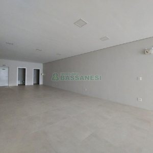 Loja com 250m², no bairro Sanvitto em Caxias do Sul para Alugar