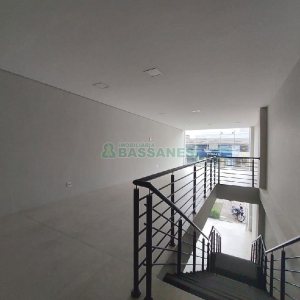 Loja com 250m², no bairro Sanvitto em Caxias do Sul para Alugar