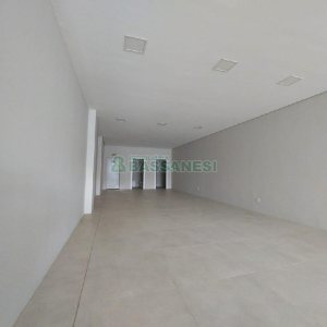 Loja com 250m², no bairro Sanvitto em Caxias do Sul para Alugar
