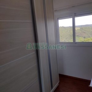 Apartamento com 64m², 2 dormitórios, 2 vagas, no bairro Santa Lúcia em Caxias do Sul para Comprar