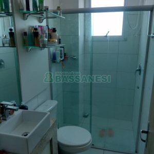 Apartamento com 64m², 2 dormitórios, 2 vagas, no bairro Santa Lúcia em Caxias do Sul para Comprar