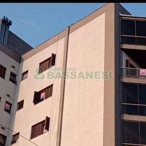 Apartamento com 183m², 3 dormitórios, 2 vagas, no bairro Centro em Caxias do Sul para Comprar