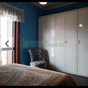 Apartamento com 183m², 3 dormitórios, 2 vagas, no bairro Centro em Caxias do Sul para Comprar