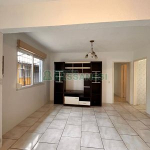 Casa com 89m², 3 dormitórios, no bairro Vinhedos em Caxias do Sul para Comprar