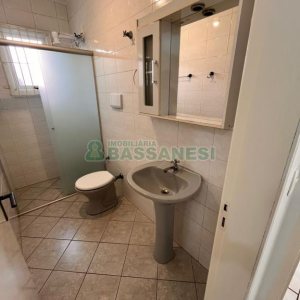 Casa com 89m², 3 dormitórios, no bairro Vinhedos em Caxias do Sul para Comprar