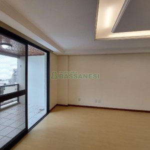 Apartamento com 152m², 3 dormitórios, 1 vaga, no bairro São Pelegrino em Caxias do Sul para Comprar