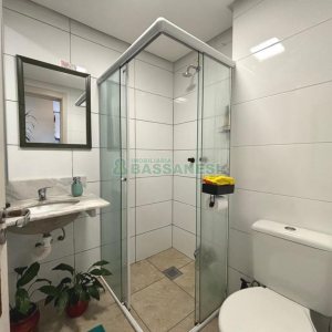 Apartamento com 60m², 2 dormitórios, 1 vaga, no bairro Santa Lúcia em Caxias do Sul para Alugar