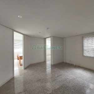 Sala com 127m², 1 vaga, no bairro São Pelegrino em Caxias do Sul para Alugar