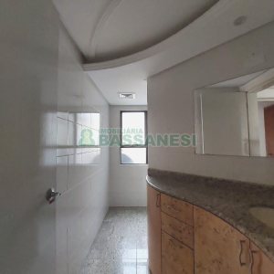 Sala com 127m², 1 vaga, no bairro São Pelegrino em Caxias do Sul para Alugar