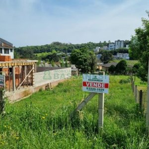 Terreno com 362m², no bairro Vinhedos em Caxias do Sul para Comprar