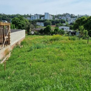 Terreno com 362m², no bairro Vinhedos em Caxias do Sul para Comprar