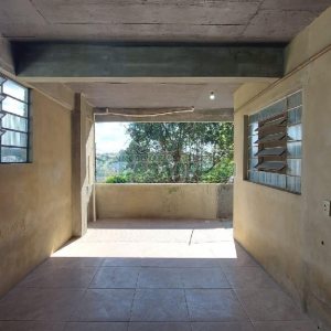 Casa com 90m², 2 dormitórios, 2 vagas, no bairro Esplanada em Caxias do Sul para Alugar