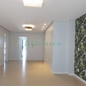 Apartamento com 100m², 2 dormitórios, 2 vagas, no bairro Panazzolo em Caxias do Sul para Alugar