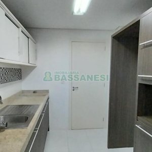 Apartamento com 100m², 2 dormitórios, 2 vagas, no bairro Panazzolo em Caxias do Sul para Alugar