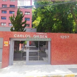 Sala Mobiliada com 62m², no bairro Centro em Caxias do Sul para Comprar