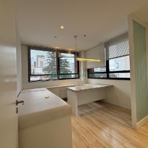 Sala Mobiliada com 62m², no bairro Centro em Caxias do Sul para Comprar