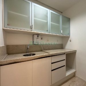 Sala Mobiliada com 62m², no bairro Centro em Caxias do Sul para Comprar