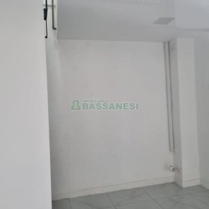 Loja com 42m², no bairro Centro em Caxias do Sul para Alugar ou Comprar