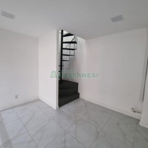 Loja com 42m², no bairro Centro em Caxias do Sul para Alugar ou Comprar