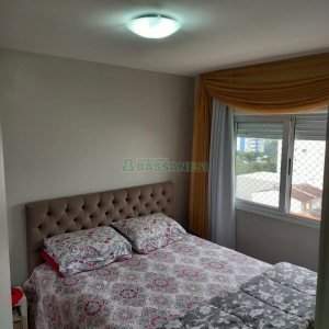 Apartamento com 57m², 2 dormitórios, 1 vaga, no bairro Planalto em Caxias do Sul para Comprar