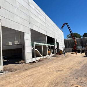Pavilhão com 10126m², no bairro Cidade Nova em Caxias do Sul para Alugar