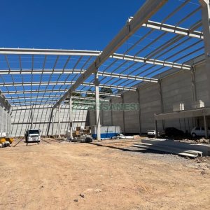 Pavilhão com 10126m², no bairro Cidade Nova em Caxias do Sul para Alugar