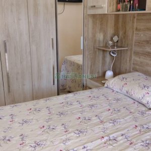 Casa com 70m², 2 dormitórios, 1 vaga, no bairro Cidade Nova em Caxias do Sul para Comprar