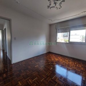 Apartamento com 100m², 3 dormitórios, 1 vaga, no bairro Pio X em Caxias do Sul para Alugar