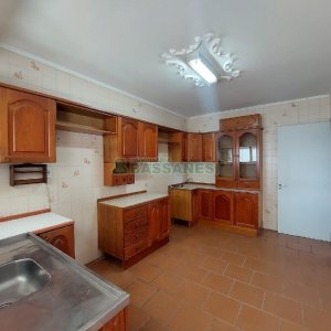 Apartamento com 100m², 3 dormitórios, 1 vaga, no bairro Pio X em Caxias do Sul para Alugar