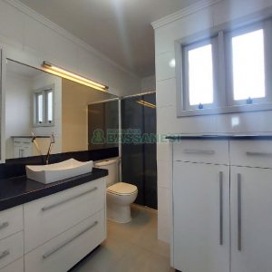 Apartamento com 100m², 3 dormitórios, 1 vaga, no bairro Pio X em Caxias do Sul para Alugar