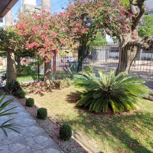 Casa com 130m², 3 dormitórios, 1 vaga, no bairro Bela Vista em Caxias do Sul para Alugar