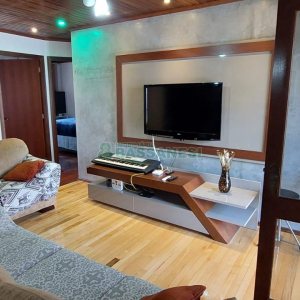 Casa com 130m², 3 dormitórios, 1 vaga, no bairro Bela Vista em Caxias do Sul para Alugar