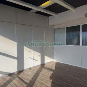 Sala com 120m², no bairro Centro em Caxias do Sul para Alugar