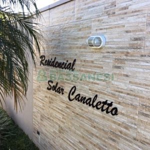 Apartamento com 72m², 3 dormitórios, 1 vaga, no bairro Madureira em Caxias do Sul para Alugar