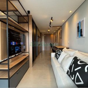 Apto Mobiliado com 42m², 1 dormitório, 1 vaga, no bairro Lourdes em Caxias do Sul para Comprar