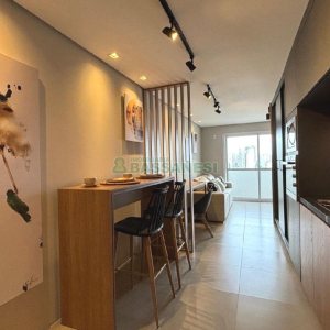 Apto Mobiliado com 42m², 1 dormitório, 1 vaga, no bairro Lourdes em Caxias do Sul para Comprar