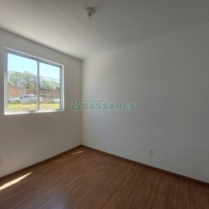Apartamento com 48m², 2 dormitórios, 1 vaga, no bairro Desvio Rizzo em Caxias do Sul para Alugar