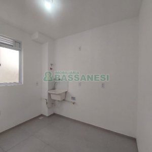 Apartamento com 48m², 2 dormitórios, 1 vaga, no bairro Desvio Rizzo em Caxias do Sul para Alugar