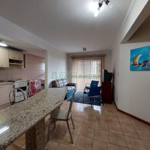 Apto Mobiliado com 70m², 2 dormitórios, 1 vaga, no bairro Centro em Caxias do Sul para Alugar