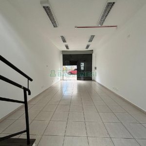 Loja com 102m², no bairro Centro em Caxias do Sul para Alugar