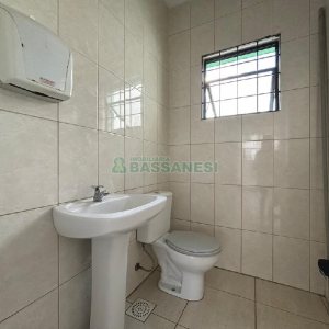 Loja com 102m², no bairro Centro em Caxias do Sul para Alugar