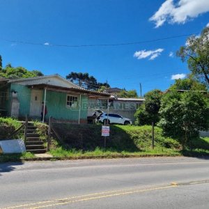 Terreno com 611m², no bairro Charqueadas em Caxias do Sul para Comprar
