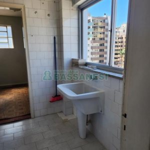 Apartamento com 83m², 3 dormitórios, no bairro Centro em Caxias do Sul para Comprar