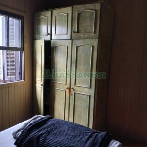 Casa, 2 dormitórios, no bairro Jardim América em Caxias do Sul para Comprar