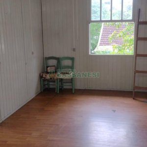 Casa com 106m², 4 dormitórios, 1 vaga, no bairro Marechal Floriano em Caxias do Sul para Comprar