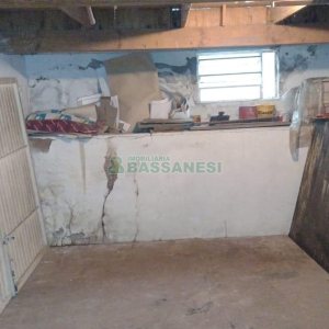 Casa com 106m², 4 dormitórios, 1 vaga, no bairro Marechal Floriano em Caxias do Sul para Comprar